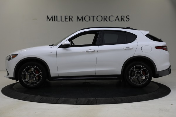 New 2022 Alfa Romeo Stelvio Ti for sale Sold at Bentley Greenwich in Greenwich CT 06830 4