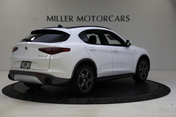 New 2022 Alfa Romeo Stelvio Ti for sale Sold at Bentley Greenwich in Greenwich CT 06830 9