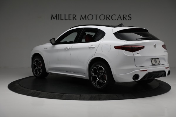 New 2022 Alfa Romeo Stelvio Veloce for sale Sold at Bentley Greenwich in Greenwich CT 06830 4