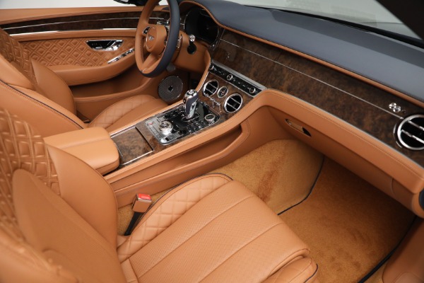 Used 2022 Bentley Continental GT V8 for sale $259,900 at Bentley Greenwich in Greenwich CT 06830 28