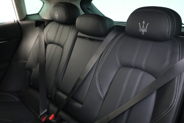 New 2022 Maserati Levante Modena for sale $107,306 at Bentley Greenwich in Greenwich CT 06830 17