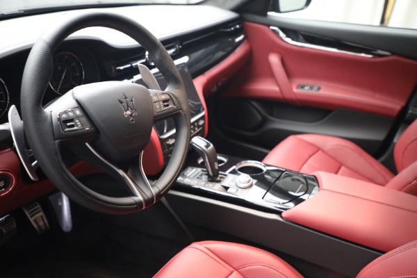 New 2022 Maserati Quattroporte Modena Q4 for sale Sold at Bentley Greenwich in Greenwich CT 06830 14