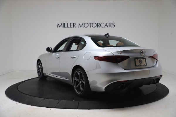 Used 2018 Alfa Romeo Giulia Ti Sport for sale Sold at Bentley Greenwich in Greenwich CT 06830 5