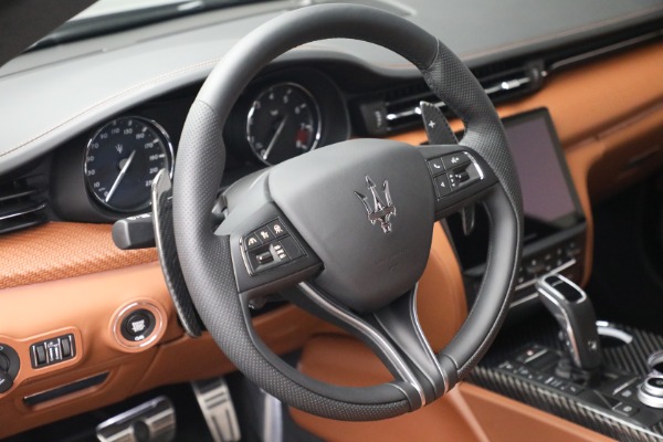 New 2022 Maserati Quattroporte Trofeo for sale $160,395 at Bentley Greenwich in Greenwich CT 06830 16