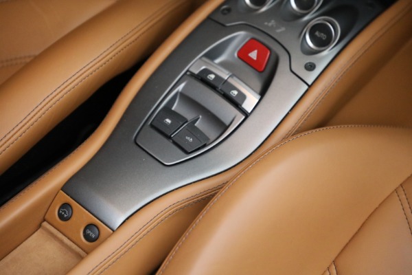 Used 2013 Ferrari 458 Spider for sale $269,900 at Bentley Greenwich in Greenwich CT 06830 28