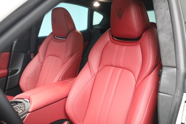 New 2022 Maserati Levante GT for sale Sold at Bentley Greenwich in Greenwich CT 06830 9