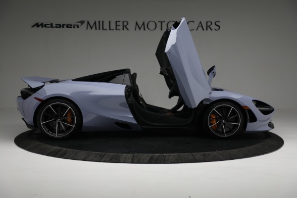 New 2022 McLaren 720S Spider for sale $425,080 at Bentley Greenwich in Greenwich CT 06830 19