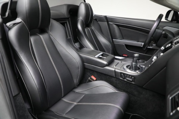 Used 2014 Aston Martin V8 Vantage Roadster for sale Sold at Bentley Greenwich in Greenwich CT 06830 25