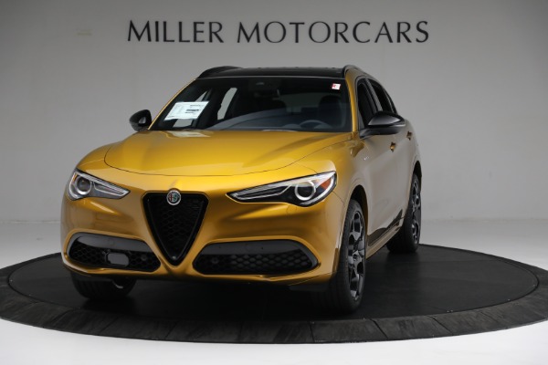 New 2022 Alfa Romeo Stelvio Veloce for sale Sold at Bentley Greenwich in Greenwich CT 06830 1