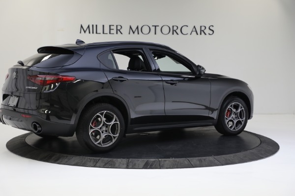 New 2022 Alfa Romeo Stelvio Sprint for sale Call for price at Bentley Greenwich in Greenwich CT 06830 10