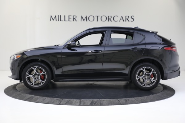 New 2022 Alfa Romeo Stelvio Sprint for sale Call for price at Bentley Greenwich in Greenwich CT 06830 4