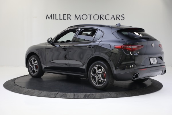 New 2022 Alfa Romeo Stelvio Sprint for sale Sold at Bentley Greenwich in Greenwich CT 06830 6