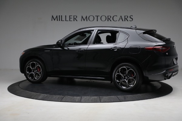 New 2022 Alfa Romeo Stelvio Veloce for sale Sold at Bentley Greenwich in Greenwich CT 06830 4