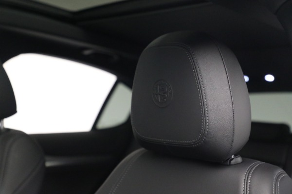 New 2022 Alfa Romeo Stelvio for sale Call for price at Bentley Greenwich in Greenwich CT 06830 16
