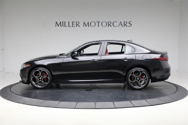 New 2022 Alfa Romeo Giulia Veloce for sale Sold at Bentley Greenwich in Greenwich CT 06830 2