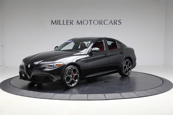 New 2022 Alfa Romeo Giulia Veloce for sale $53,445 at Bentley Greenwich in Greenwich CT 06830 1