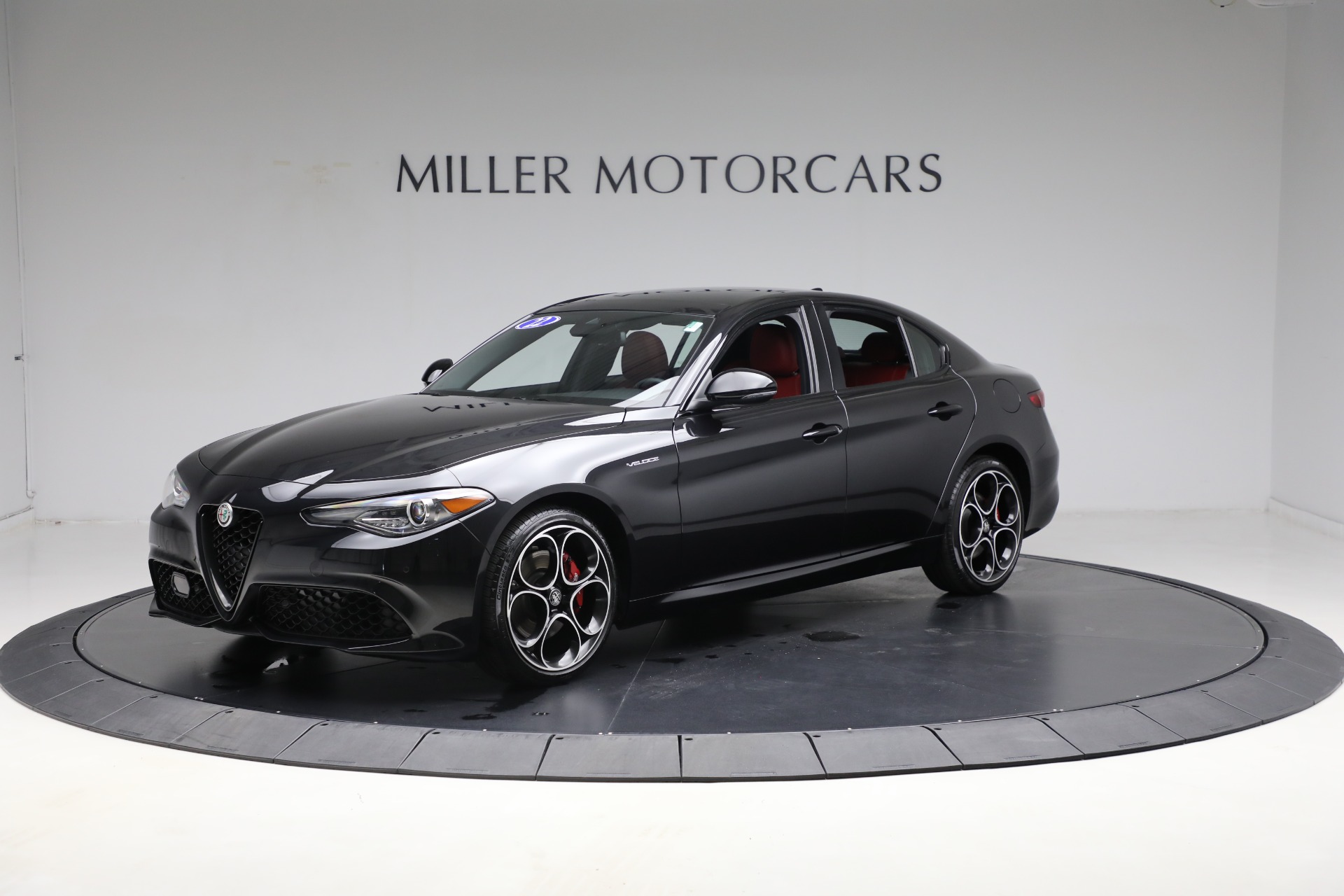 New 2022 Alfa Romeo Giulia Veloce for sale $53,445 at Bentley Greenwich in Greenwich CT 06830 1