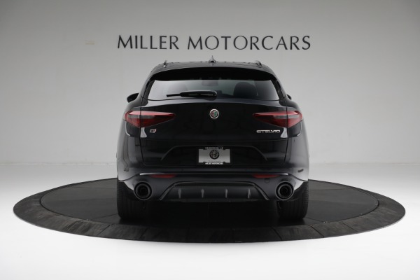 New 2022 Alfa Romeo Stelvio Veloce for sale Sold at Bentley Greenwich in Greenwich CT 06830 6