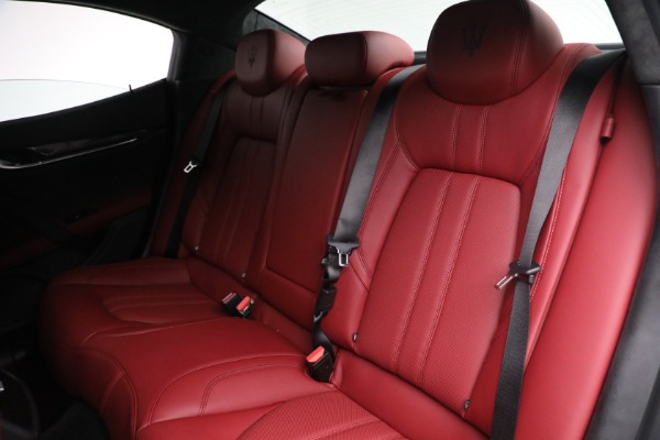 New 2022 Maserati Ghibli Modena Q4 for sale $103,255 at Bentley Greenwich in Greenwich CT 06830 23