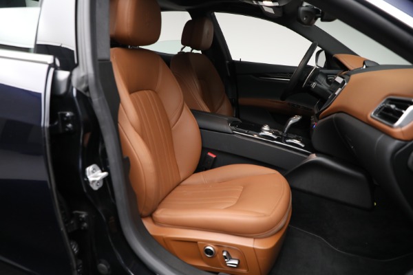 Used 2022 Maserati Ghibli Modena Q4 for sale Sold at Bentley Greenwich in Greenwich CT 06830 13