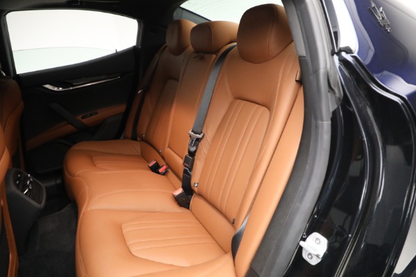Used 2022 Maserati Ghibli Modena Q4 for sale Sold at Bentley Greenwich in Greenwich CT 06830 15