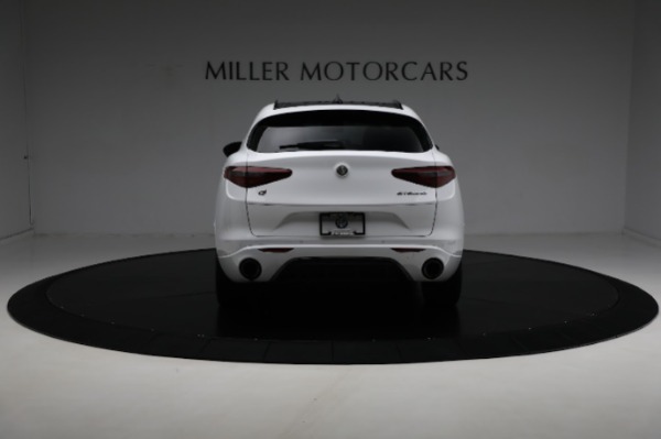Used 2022 Alfa Romeo Stelvio Veloce for sale Sold at Bentley Greenwich in Greenwich CT 06830 13