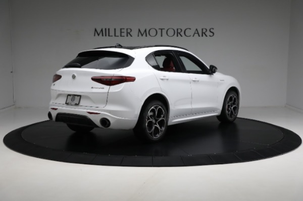 Used 2022 Alfa Romeo Stelvio Veloce for sale Sold at Bentley Greenwich in Greenwich CT 06830 16