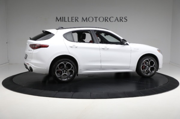 Used 2022 Alfa Romeo Stelvio Veloce for sale Sold at Bentley Greenwich in Greenwich CT 06830 18