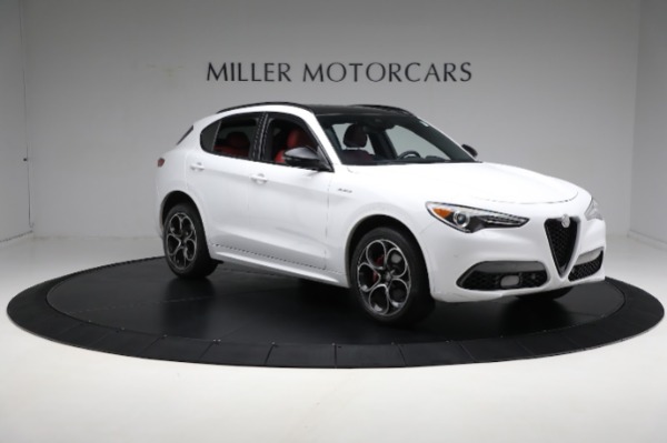 Used 2022 Alfa Romeo Stelvio Veloce for sale Sold at Bentley Greenwich in Greenwich CT 06830 23