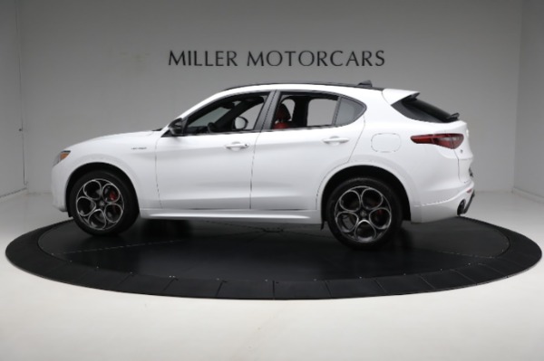 Used 2022 Alfa Romeo Stelvio Veloce for sale Sold at Bentley Greenwich in Greenwich CT 06830 8