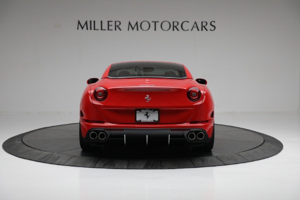 Used 2016 Ferrari California T for sale $179,900 at Bentley Greenwich in Greenwich CT 06830 16