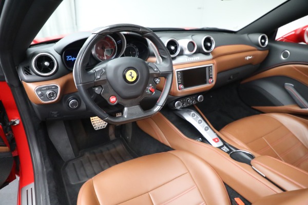 Used 2016 Ferrari California T for sale $179,900 at Bentley Greenwich in Greenwich CT 06830 22