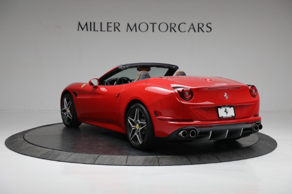 Used 2016 Ferrari California T for sale $179,900 at Bentley Greenwich in Greenwich CT 06830 5