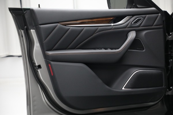 New 2022 Maserati Levante Modena for sale $108,006 at Bentley Greenwich in Greenwich CT 06830 23
