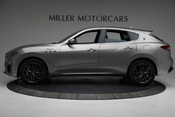 New 2022 Maserati Levante Modena for sale Sold at Bentley Greenwich in Greenwich CT 06830 3