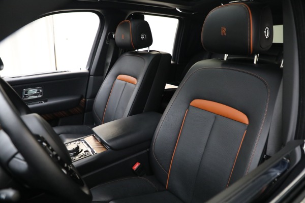 Used 2019 Rolls-Royce Cullinan for sale $229,900 at Bentley Greenwich in Greenwich CT 06830 17