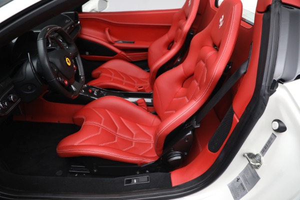 Used 2012 Ferrari 458 Spider for sale $329,900 at Bentley Greenwich in Greenwich CT 06830 20