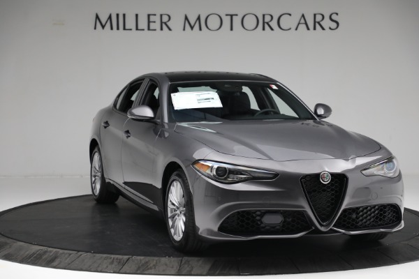 New 2022 Alfa Romeo Giulia Sprint for sale Sold at Bentley Greenwich in Greenwich CT 06830 11