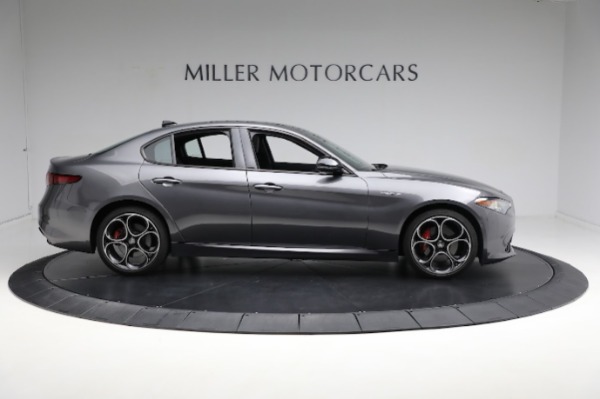 Used 2022 Alfa Romeo Giulia Veloce for sale $36,900 at Bentley Greenwich in Greenwich CT 06830 14