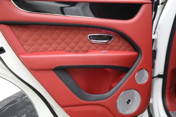 Used 2022 Bentley Bentayga Speed for sale $169,900 at Bentley Greenwich in Greenwich CT 06830 25