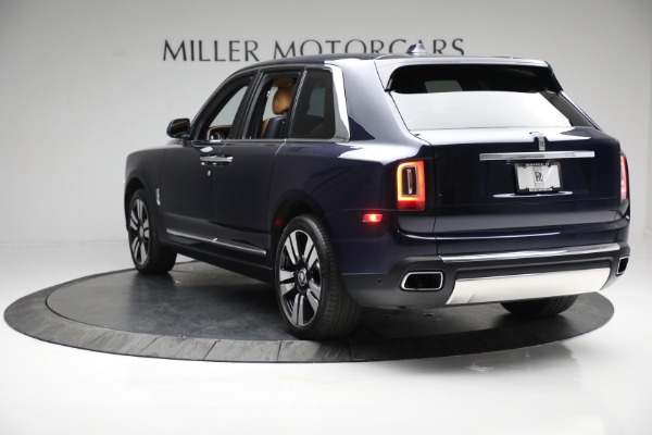 Used 2019 Rolls-Royce Cullinan for sale Call for price at Bentley Greenwich in Greenwich CT 06830 7