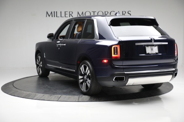 Used 2019 Rolls-Royce Cullinan for sale Sold at Bentley Greenwich in Greenwich CT 06830 7