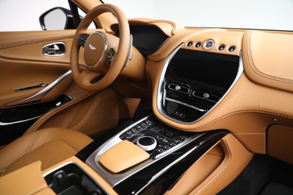 New 2022 Aston Martin DBX for sale $202,986 at Bentley Greenwich in Greenwich CT 06830 20