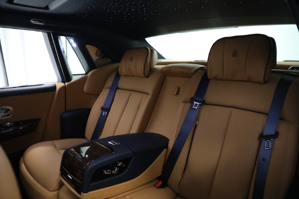 Used 2022 Rolls-Royce Phantom for sale $599,900 at Bentley Greenwich in Greenwich CT 06830 16