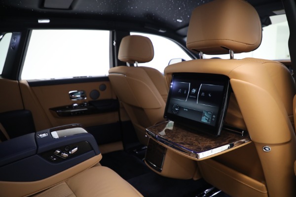 Used 2022 Rolls-Royce Phantom for sale Sold at Bentley Greenwich in Greenwich CT 06830 19