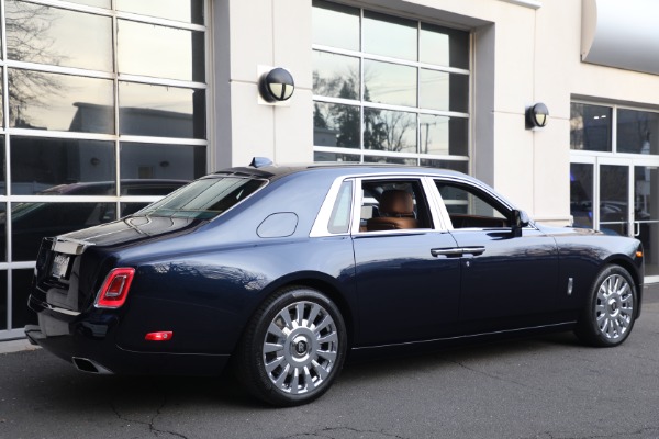 Used 2022 Rolls-Royce Phantom for sale $599,900 at Bentley Greenwich in Greenwich CT 06830 5