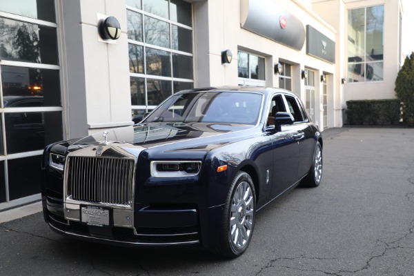 Used 2022 Rolls-Royce Phantom for sale Sold at Bentley Greenwich in Greenwich CT 06830 7