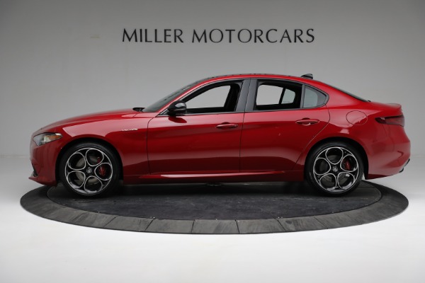 New 2022 Alfa Romeo Giulia Veloce for sale Sold at Bentley Greenwich in Greenwich CT 06830 3