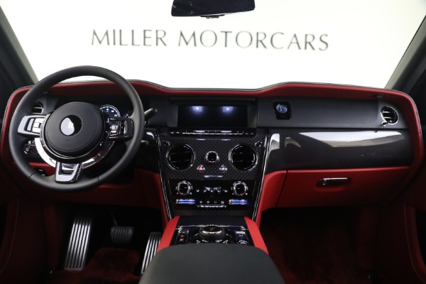 Used 2022 Rolls-Royce Black Badge Cullinan for sale $429,900 at Bentley Greenwich in Greenwich CT 06830 4