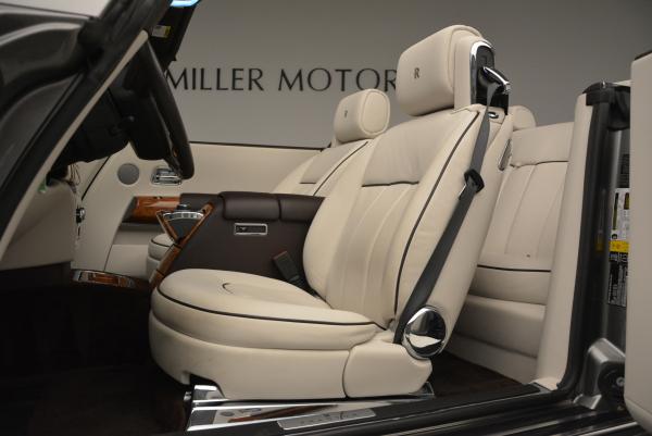 Used 2015 Rolls-Royce Phantom Drophead Coupe for sale Sold at Bentley Greenwich in Greenwich CT 06830 26